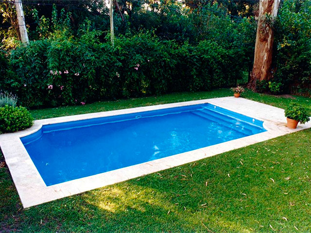 Construcción de tu piscina en el jardín